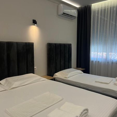 Checkpoint Tirana Apartments Екстер'єр фото