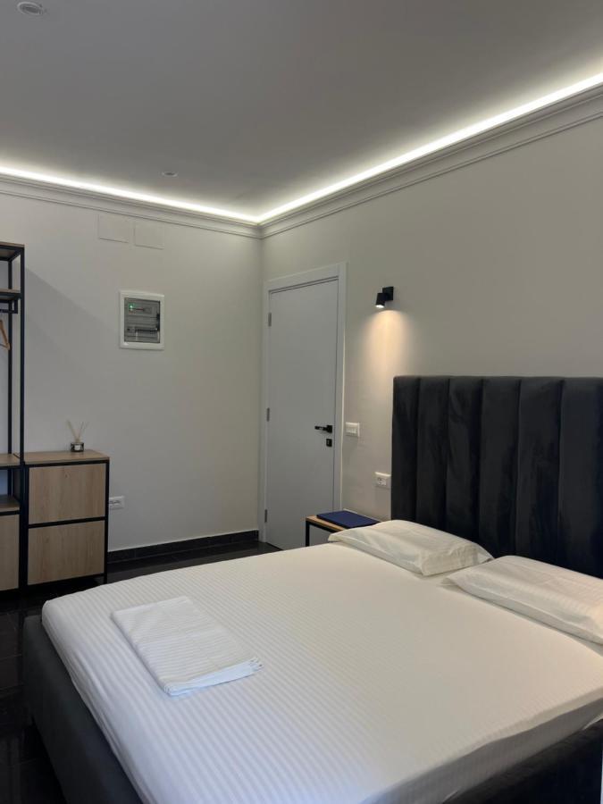 Checkpoint Tirana Apartments Екстер'єр фото