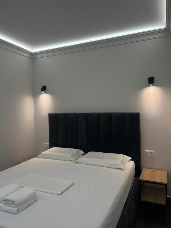 Checkpoint Tirana Apartments Екстер'єр фото