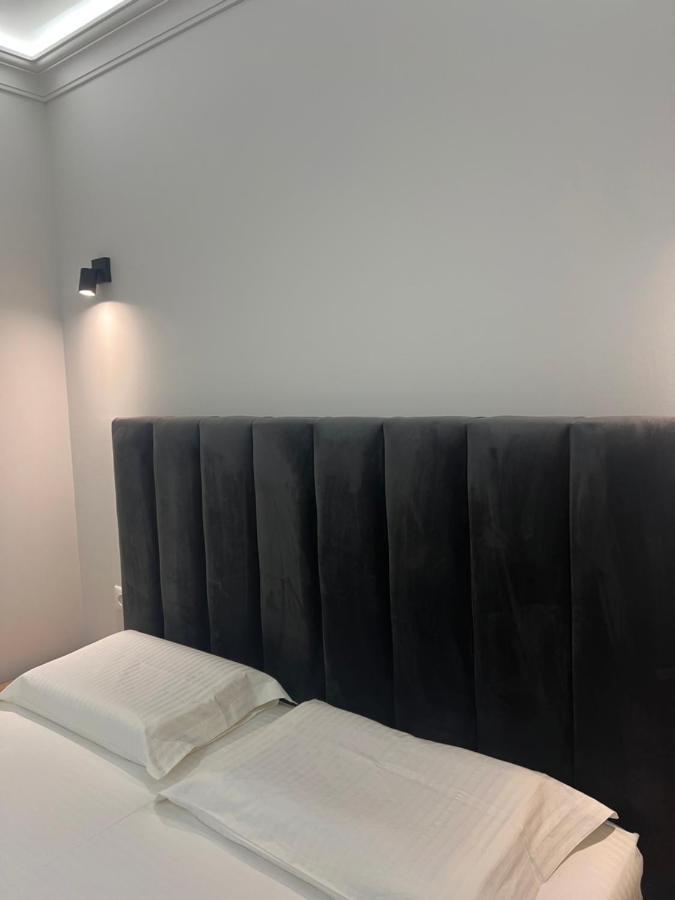 Checkpoint Tirana Apartments Екстер'єр фото
